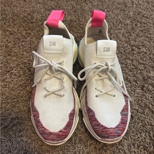 Steve Madden White and Pink Sneakers